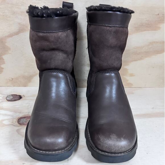 UGG Australia - Wrangell Shearling - Boots - Brown - Men\'s - 7.5 - S/N 5790